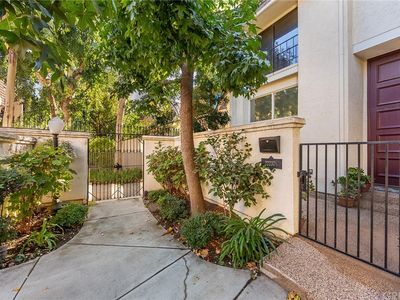 22237 1/2 Erwin St, Los Angeles, CA, 91367