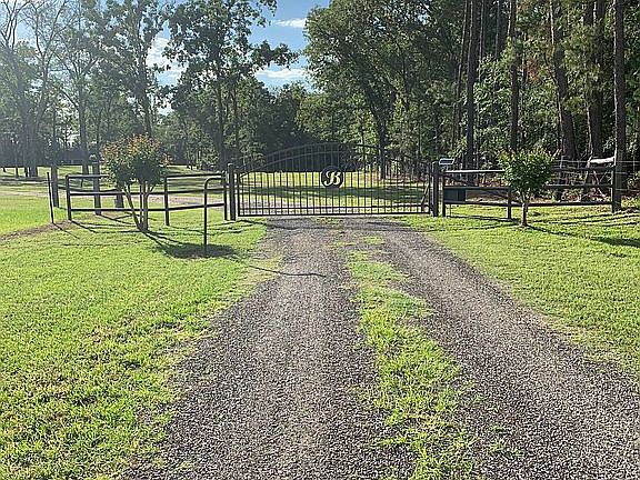 5th image of 300 Private Road 6933