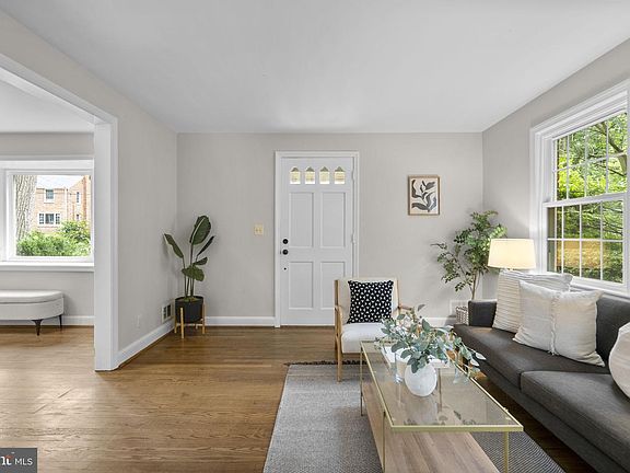 5th image of 1111 Meurilee Ln