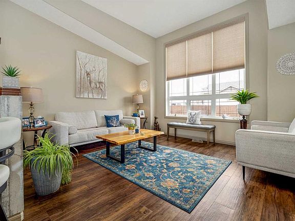 5th image of 202 Keystone Ln W