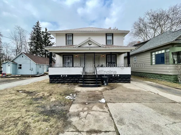 836 W Grand Ave #836, Muskegon, MI 49441