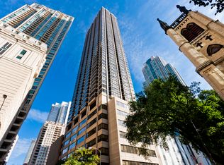 30 E Huron St APT 2910, Chicago, IL 60611