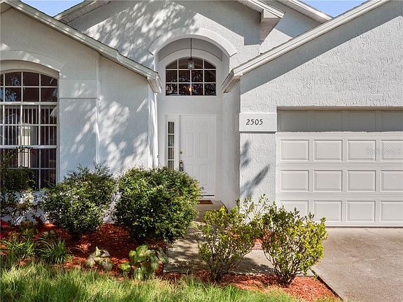 2nd image of 2505 Shelby Cir