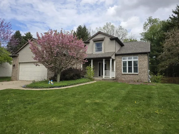 5554 Earliglow Ln, Haslett, MI 48840