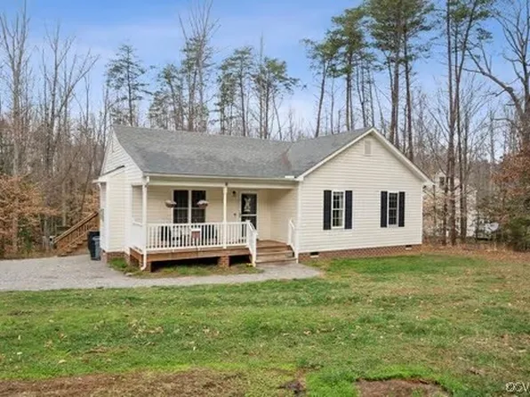 444 Tillar Ln, Mineral, VA 23117