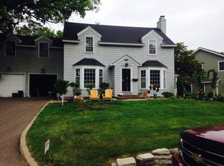 4112 Highwood Rd, Saint Louis Park, MN 55416