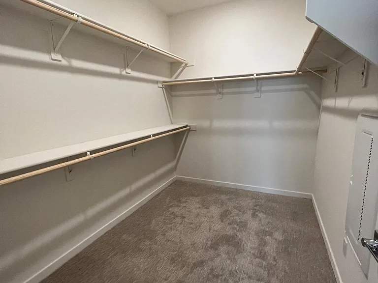 15544 Kings Peak Dr — Photo 22