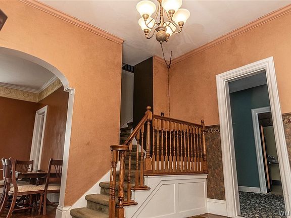 2nd image of 42 N Chapel St