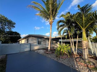 5609 SW 40th St, West Park, FL 33023