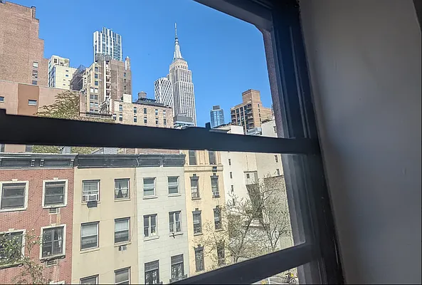 Rented by City Connections Realty | media 12