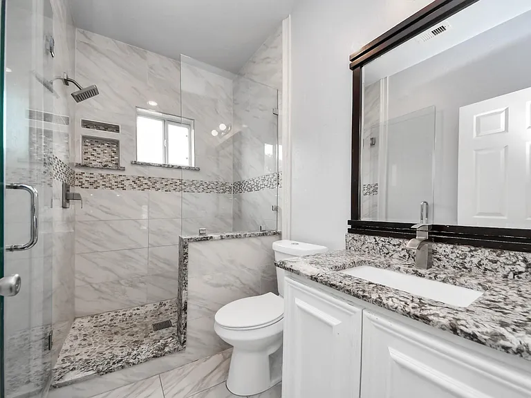 2608 Bostic St — Photo 35