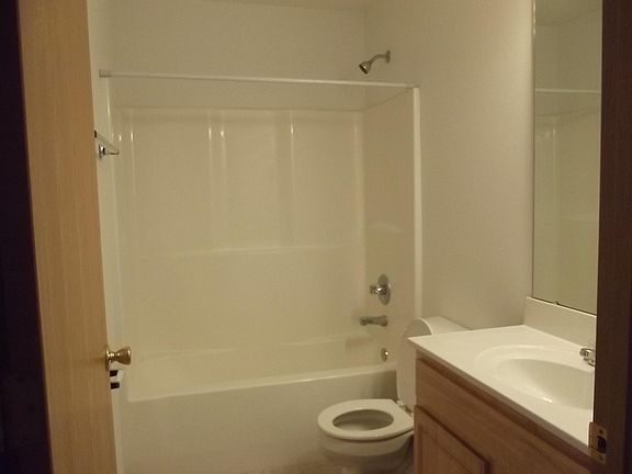 4th image of 811 Kaestner Dr