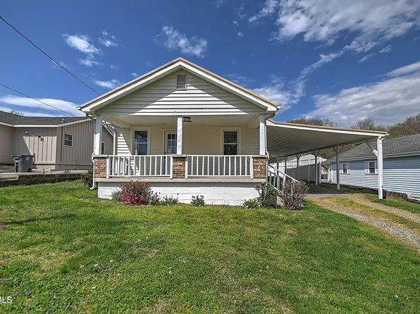 532 Elm St, Mount Carmel, TN 37645