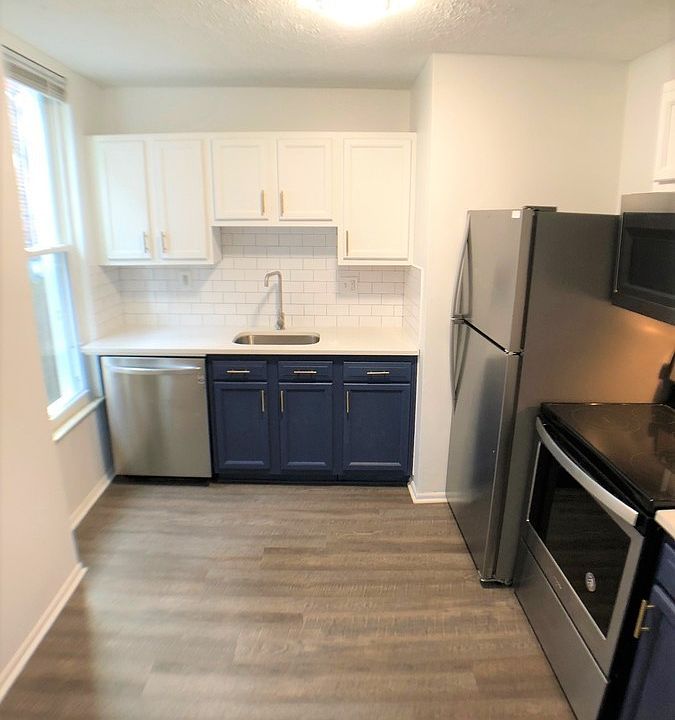 1st image of 879 Oak St #879