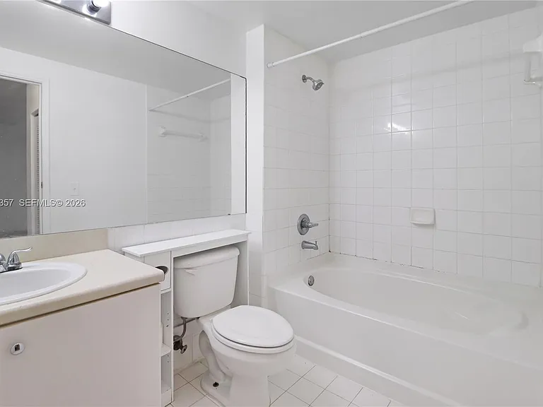 5085 NW 7th St #601 — Photo 15