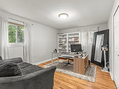 520 Byron St — Photo 26