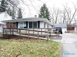 308 Sunnyside Dr, Toledo, OH 43612