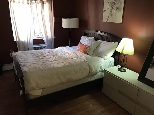 Rented by PLUSH REALTY Inc | media 5