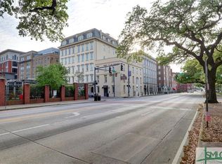 5 Whitaker St UNIT 204, Savannah, GA 31401