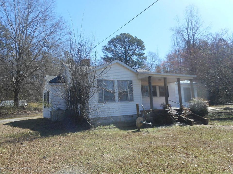 1st image of 277 Moss St