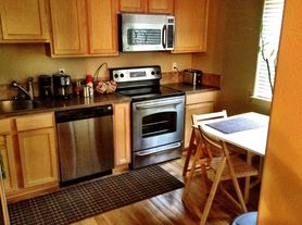 1933 NW Monterey Pines Dr, Bend, OR