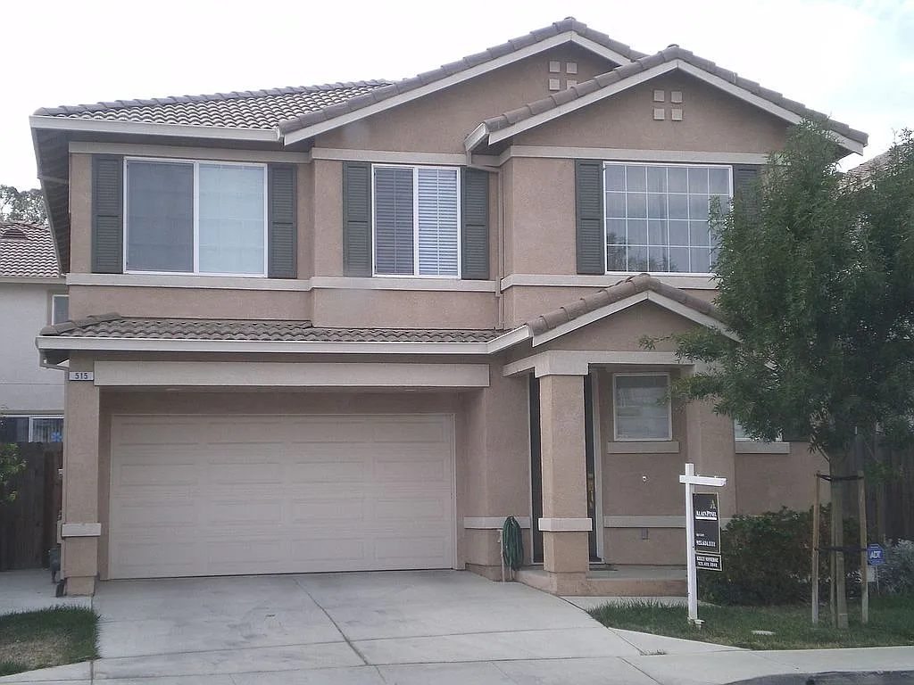 515 Scudero Cir photo 1