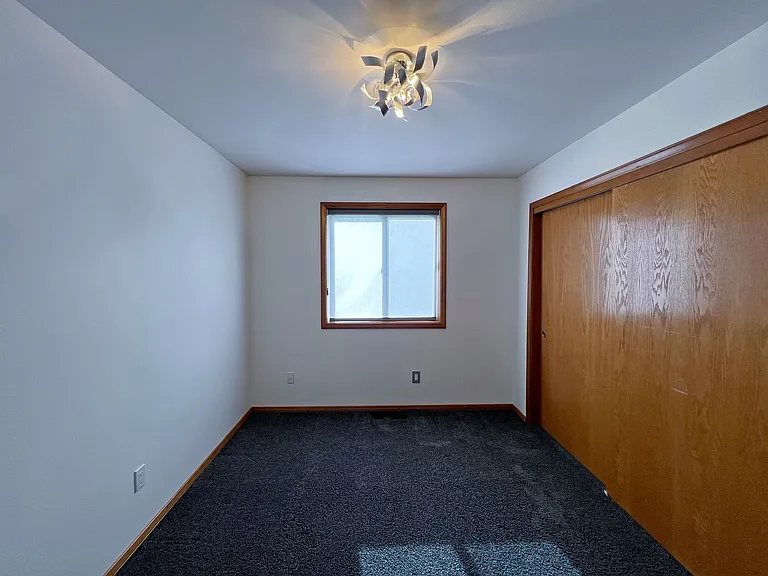 7512 Leif Ericson Dr — Photo 36