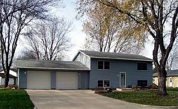 1st image of 341 Woodland Dr