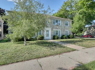 5529 W Keefe Ave, Milwaukee, WI 53216