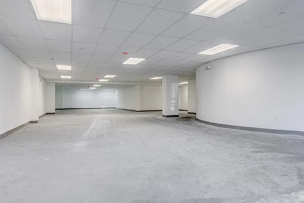 Sold by Lin Pan Realty Group LLC | media 8