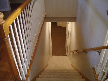 4th image of 2004 Eastlake Dr