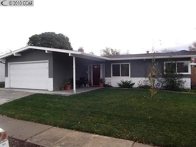 2748 Westgate Ave photo 1