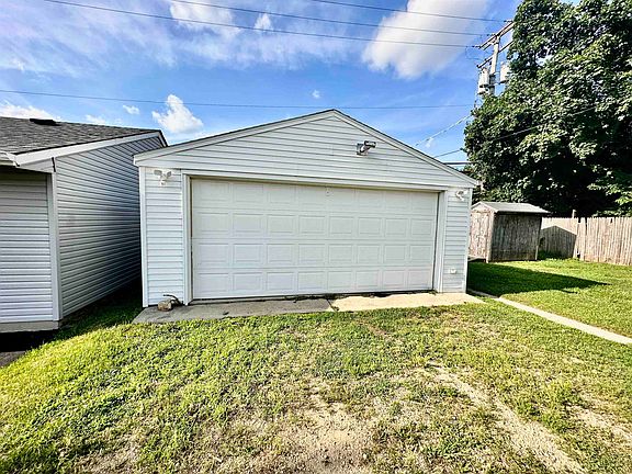 3rd image of 1638 Hamilton Ave