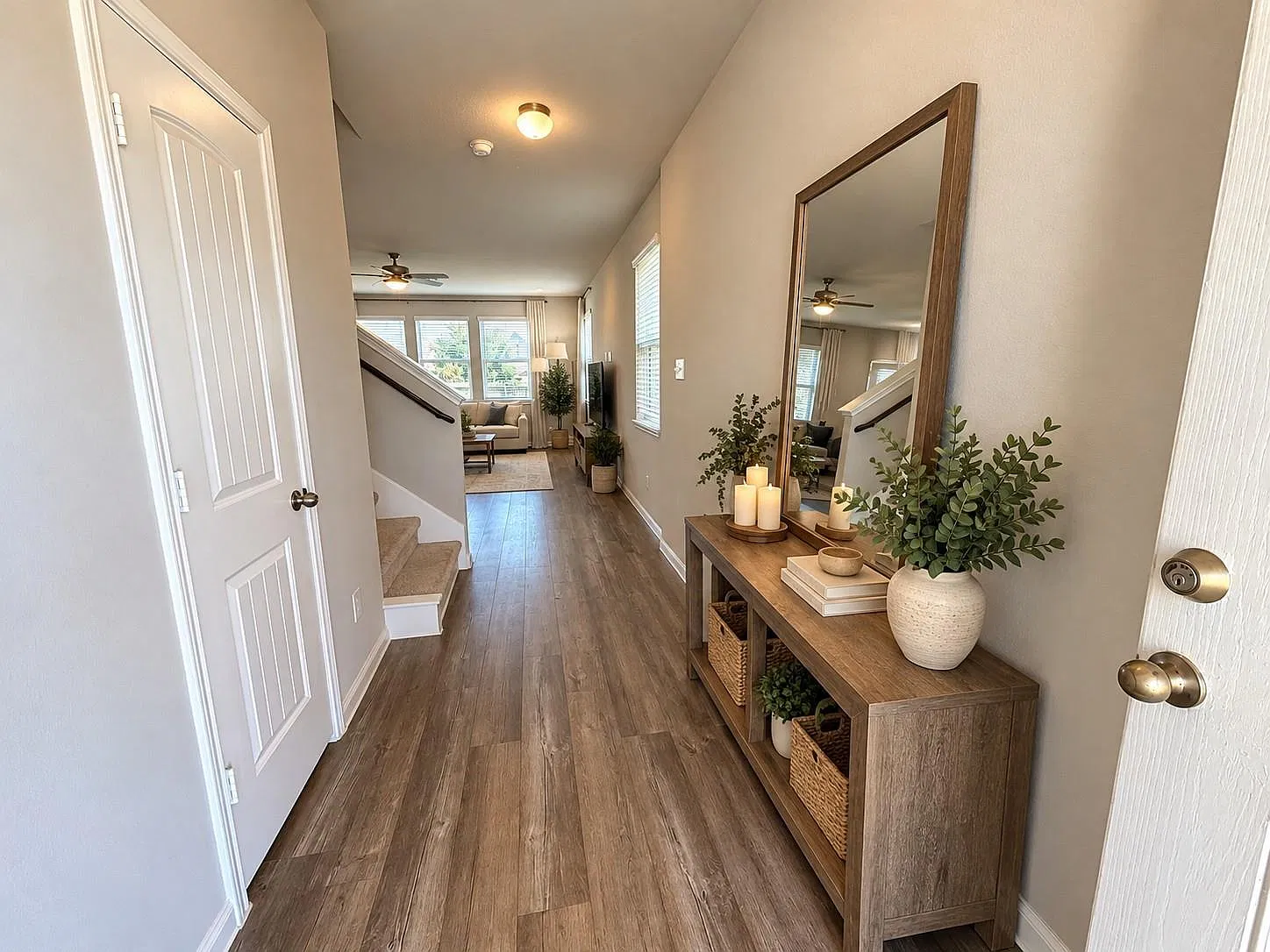 3 bed, 2.5 bath, 1931 sqft, $2,300 — Photo 3