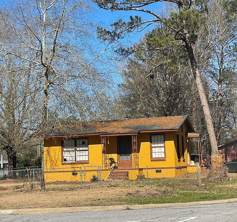 2nd image of 937 Diggs Ave