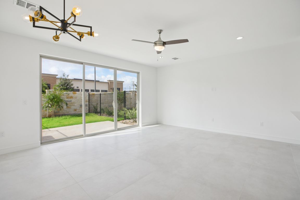 next background image