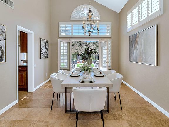 4th image of 2538 E DESERT WILLOW Drive