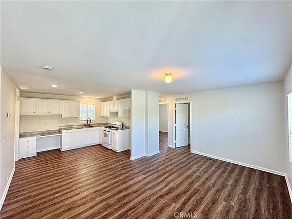 3rd image of 1134 Villa Calimesa Ln Space 87