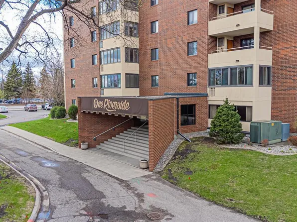 105 3rd St N APT 504, Moorhead, MN 56560