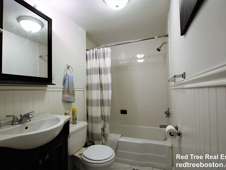 1868 Commonwealth Ave — Photo 10