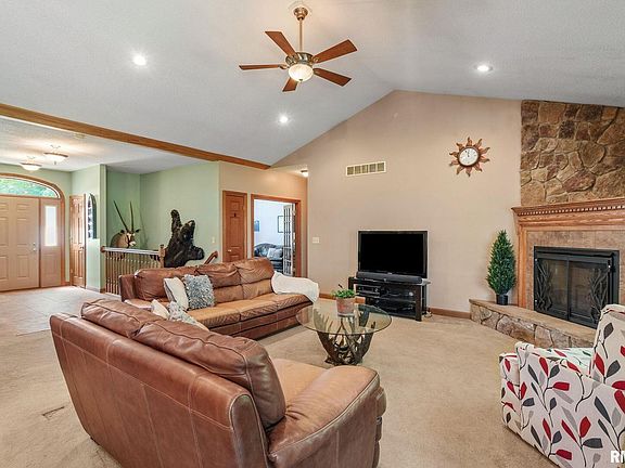 5th image of 115 Woodland Dr
