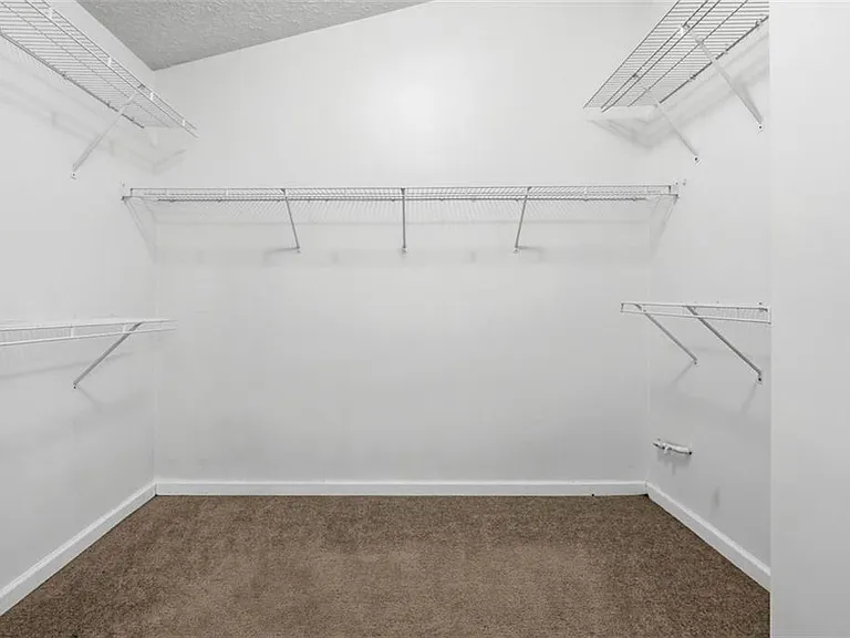 540 Sterling Hill Dr — Photo 27