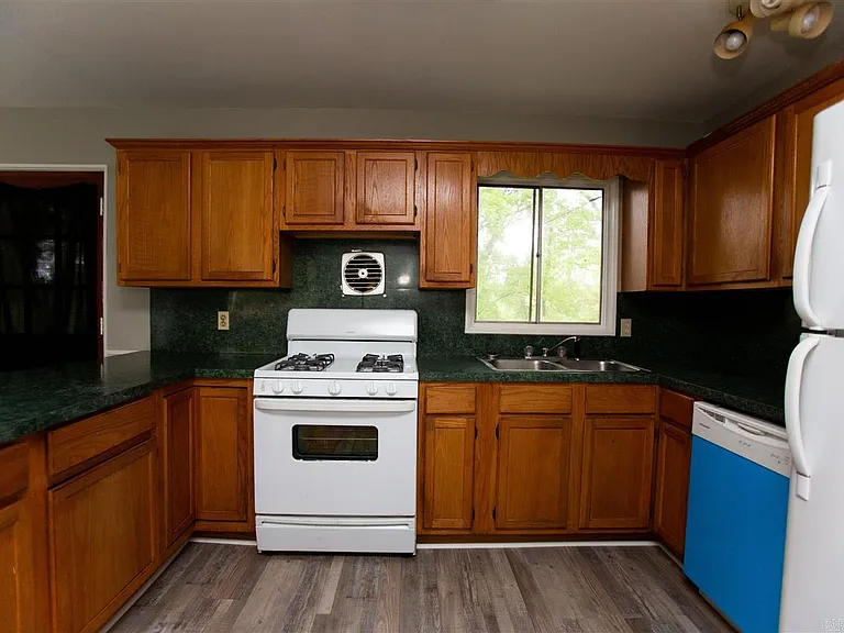 27 N Meadowcliff Dr — Photo 7