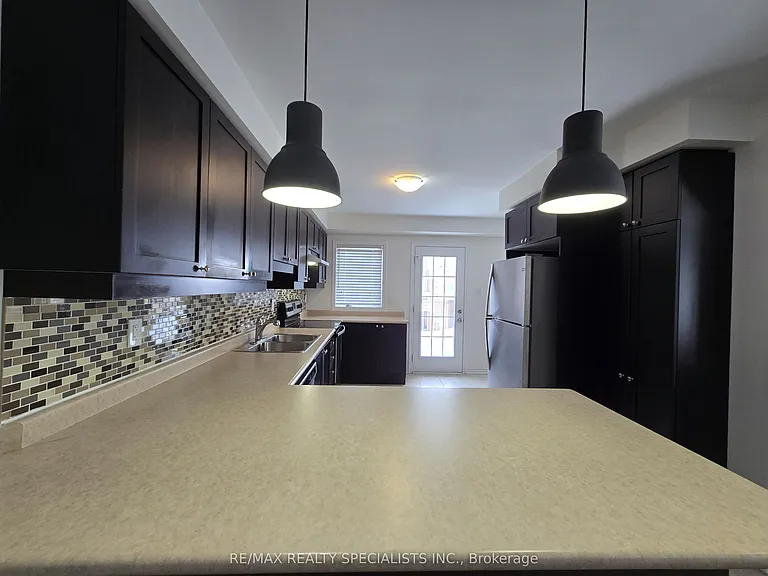 261 Casson Point — Photo 5