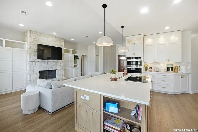 204 Tapatio Dr W — Photo 16