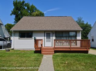 825 E Greenlawn Ave, Lansing, MI