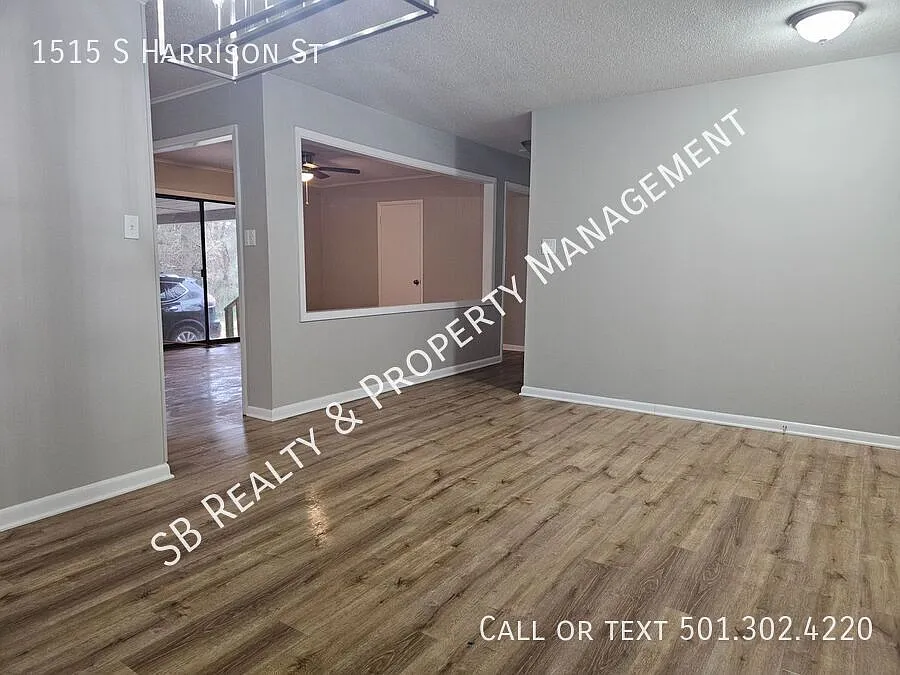 3 Bed 2 Bath — Photo 3