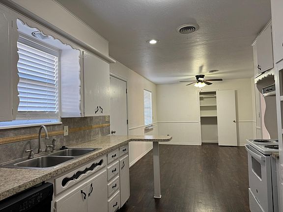 4th image of 315 Asbill Ave