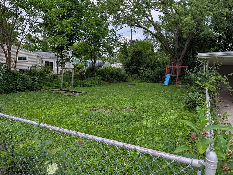 2734 Hampshire Rd — Photo 34
