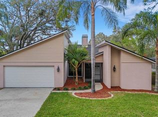 2826 Kavalier Dr, Palm Harbor, FL 34684